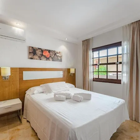 Albatros Complex With Heated Pool * سان ميغيل ذي أبونا