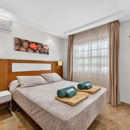 Albatros Complex With Heated Pool *